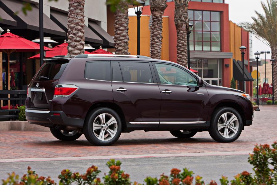  Toyota Highlander 2011 года  (фото 30 из 108)